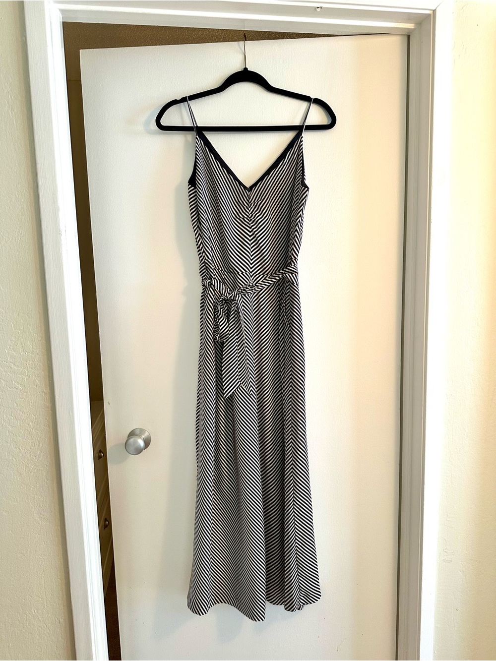 Women's Black and White Striped V-Neck Maxi Jumpsuit